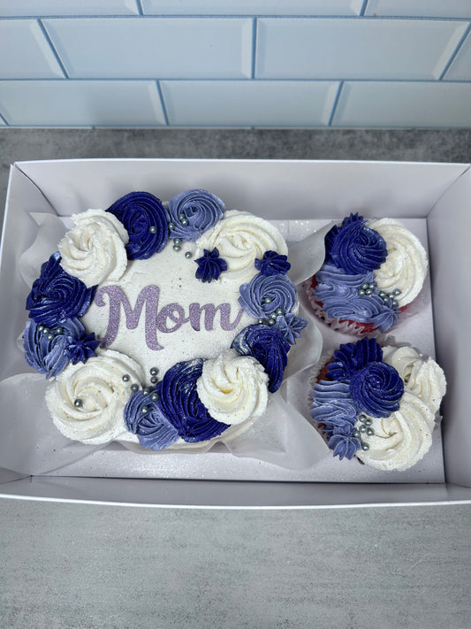 Mother’s Day Mini Cake & Cupcakes Bento Box