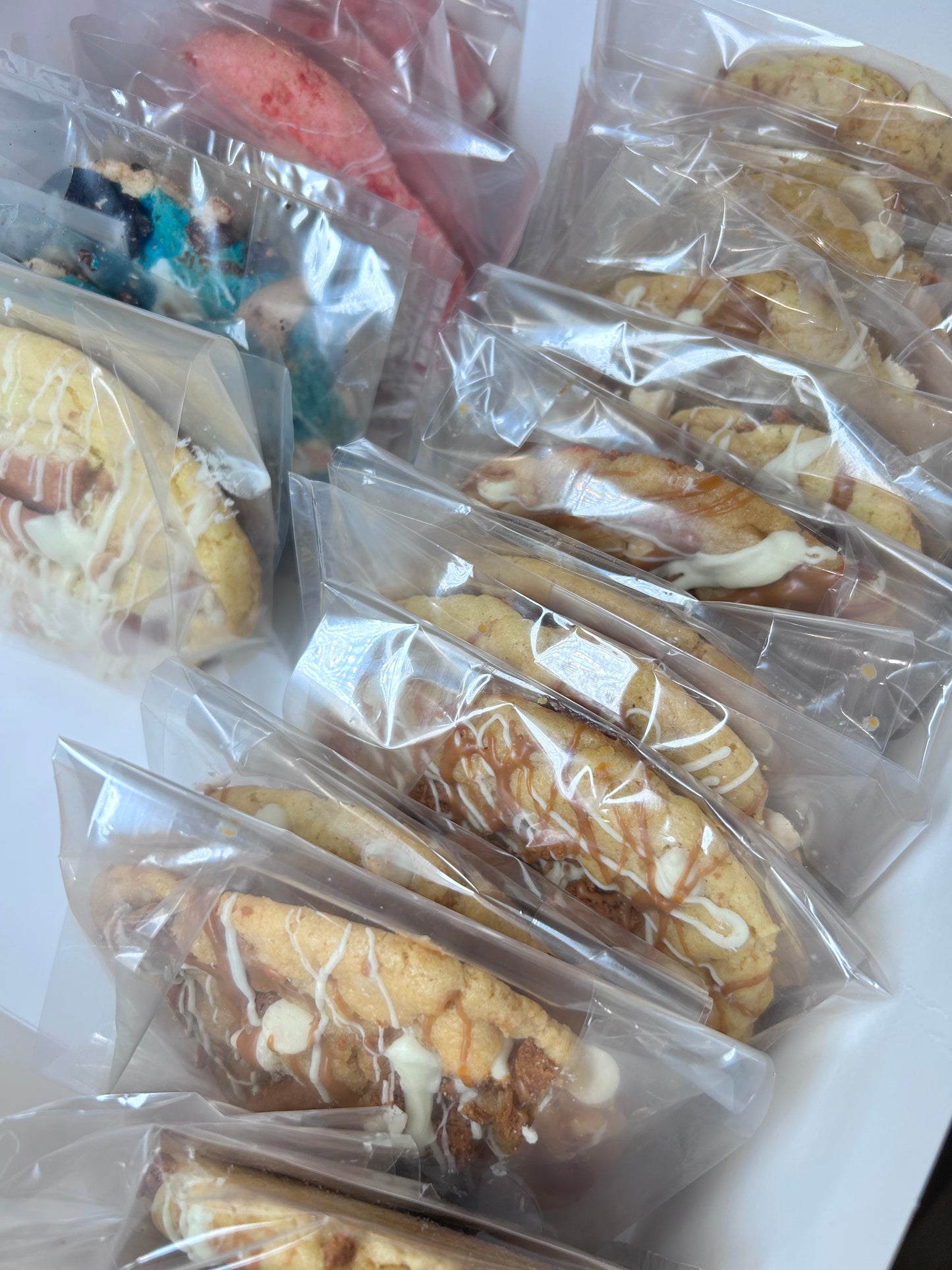 VARIETY BOX OF GOURMET COOKIES