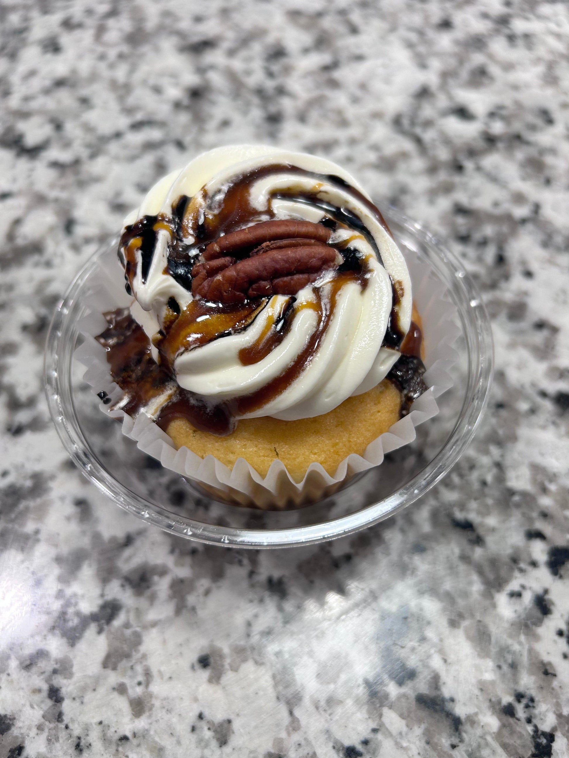 1 Dozen - Drunkin Pecan Pie Cupcakes - YUMMM! A Cupcakery