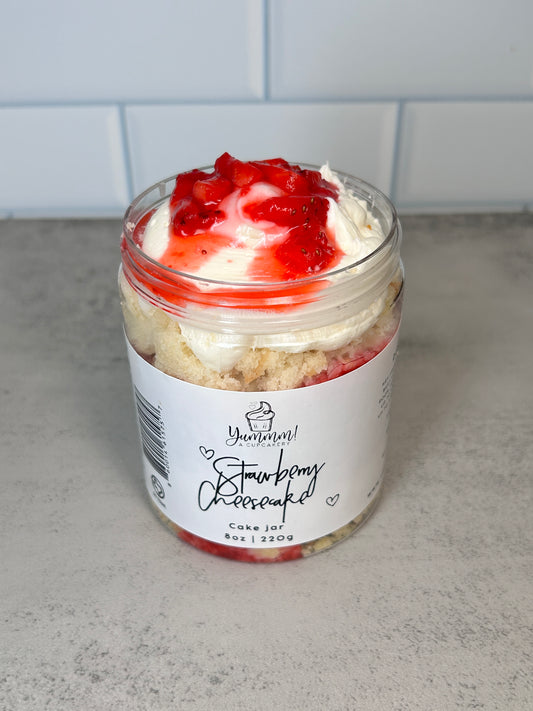 Strawberry Cheesecake- YUMMM Cake Jar