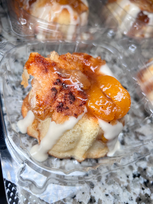 Peach Cobbler Mini YUMMM Bundt Cake 